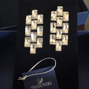 NWT Swarovski clip earrings
